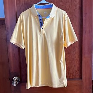 Moisture wicking mens dress shirt